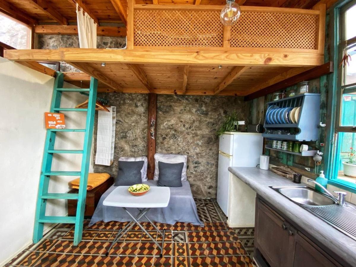 La Casita Azul * Caleta de Interián